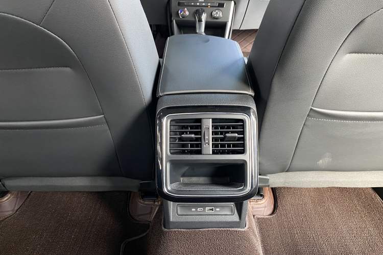 Used Volkswagen Passat 2023 280TSI Business Edition
