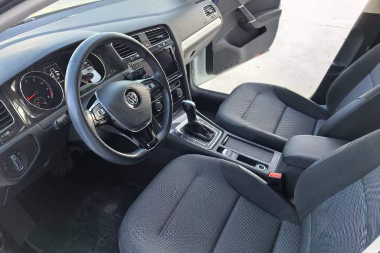 Used Volkswagen Golf 2019 1.6L Automatic Comfort Model China V Standard