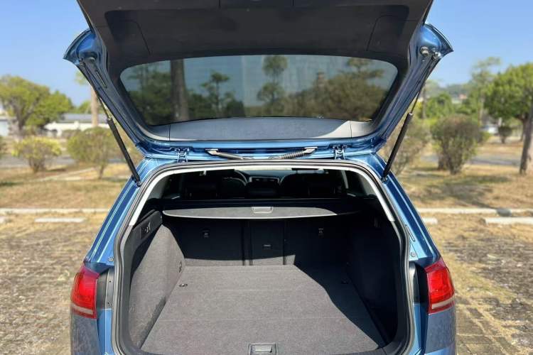 Used Volkswagen Golf 2015 1.4TSI Comfort Travel Edition
