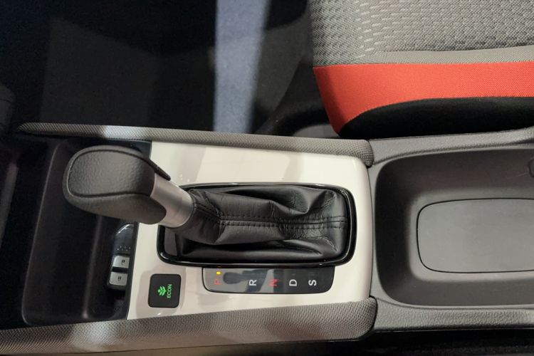 Used Honda LIFE 2021 1.5L CVT SPORT Heartbeat Edition
