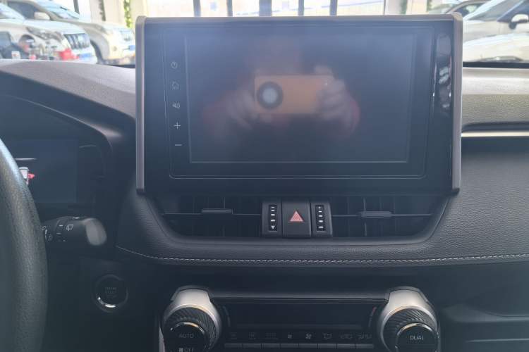 Used Toyota RAV4 2020 2.0L CVT 4x4 Trend Edition