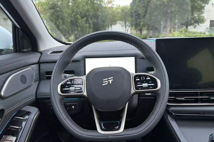 Used Jetour X90 PRO 2024 1.6T DCT Luxury Edition 5 Seats
