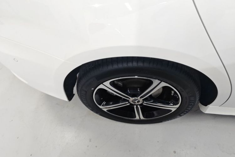 Used Mercedes-Benz A-Class 2022 Second Facelift A 200 L Sport Sedan Fashion Version
