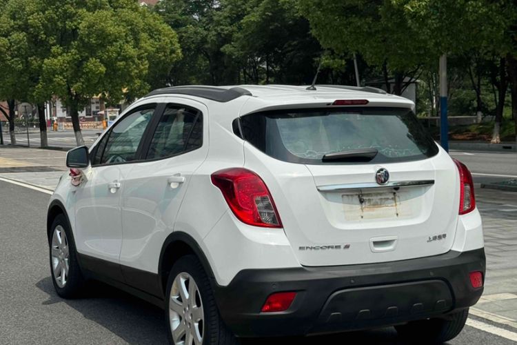 Used Buick Encore 2015 1.4T Automatic Two-Wheel Drive Urban Elite Version
