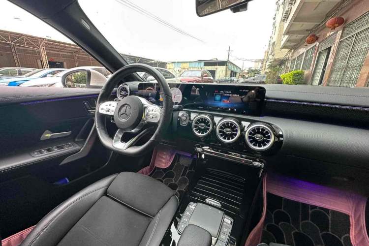 Used Mercedes-Benz A-Class 2021 A 200 L Sport Sedan Fashion Model
