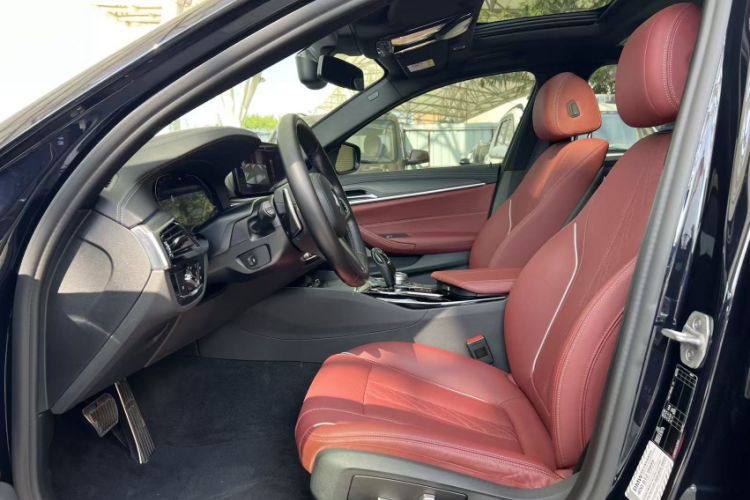 Used BMW 5 Series 2021 530Li Leading Model M Sport Package