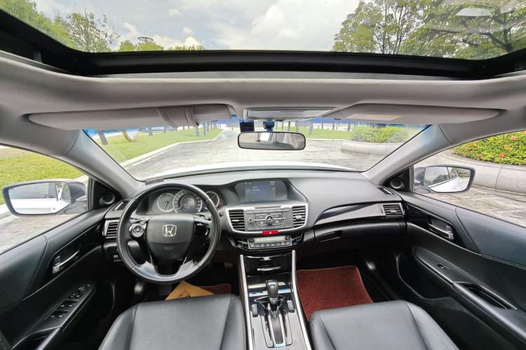 Used Honda Accord 2016 2.0L Elite Edition
