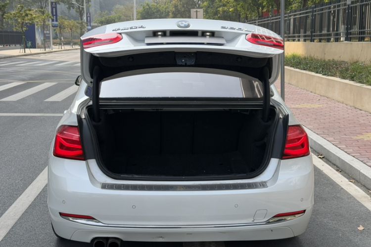 Used BMW 3 Series 2017 320Li Fashion Model