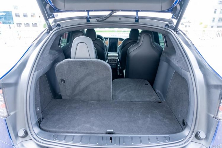 Used Tesla Model X 2019 Long-Range Version
