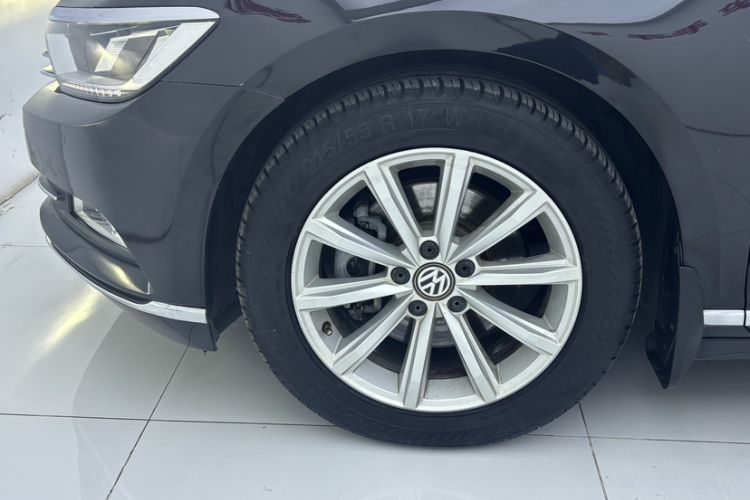 Used Volkswagen Magotan 2019 330TSI DSG Leading Edition China V Standard
