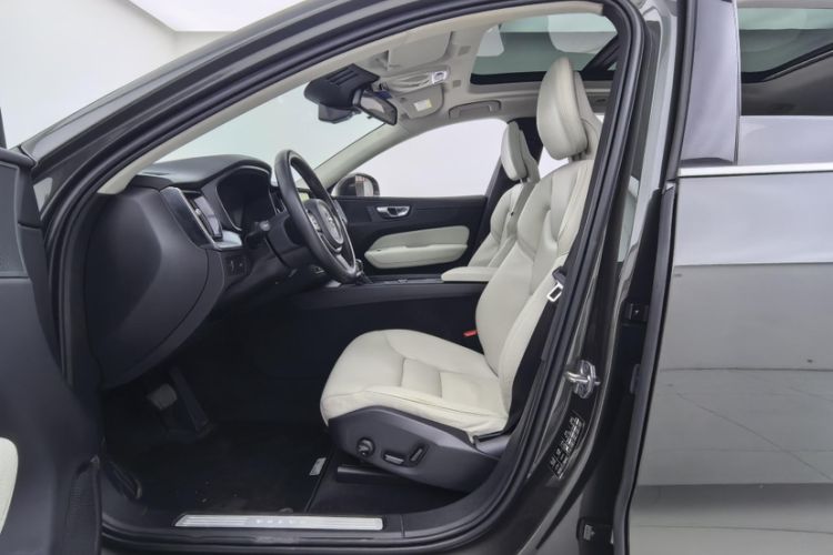 Used Volvo XC60 2018 T5 4x4 Zhiyi Edition