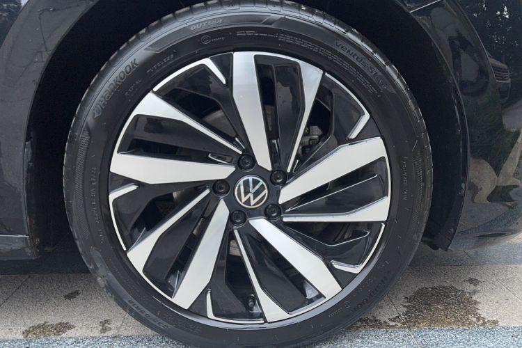 Used Volkswagen Passat 2024 330TSI Elite Edition
