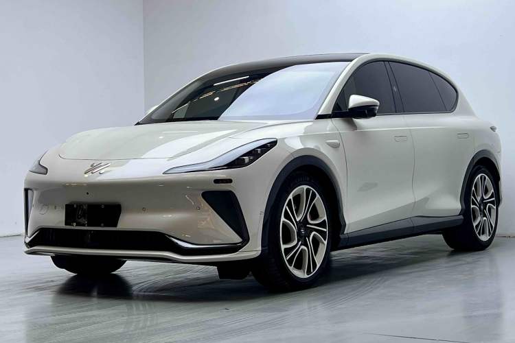 Used IM LS7 2023 100kWh Lux All-Wheel-Drive Version