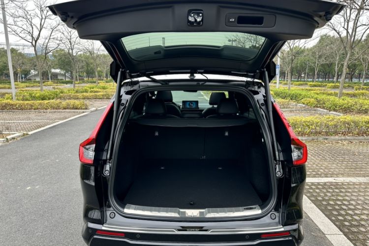 Used Honda CR-V 2024 2.0L eHEV Two-Wheel Drive Smart Edition
