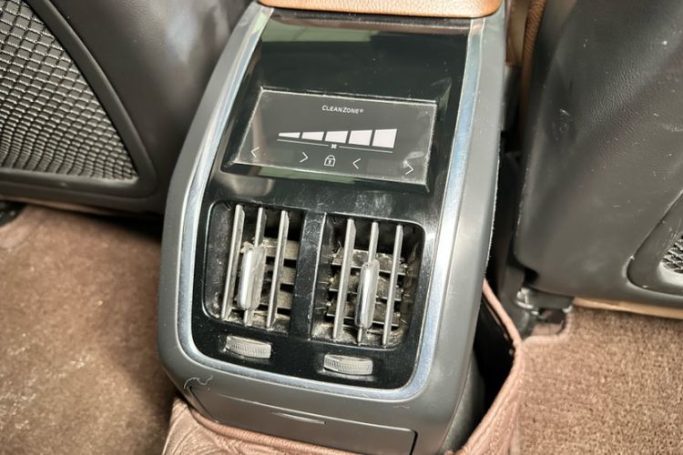 Used Volvo S90 2017 T4 Zhiyuan Edition
