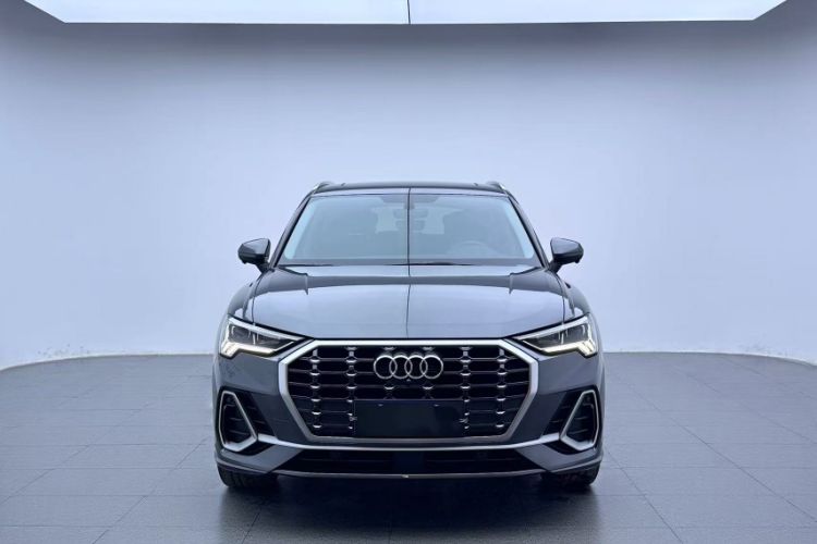 Used Audi Q3 2021 35 TFSI Fashion Dynamic Model