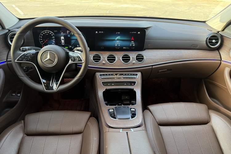 Used Mercedes-Benz E-Class New Energy 2022 Facelift E 350 e L Plug-in Hybrid Sedan
