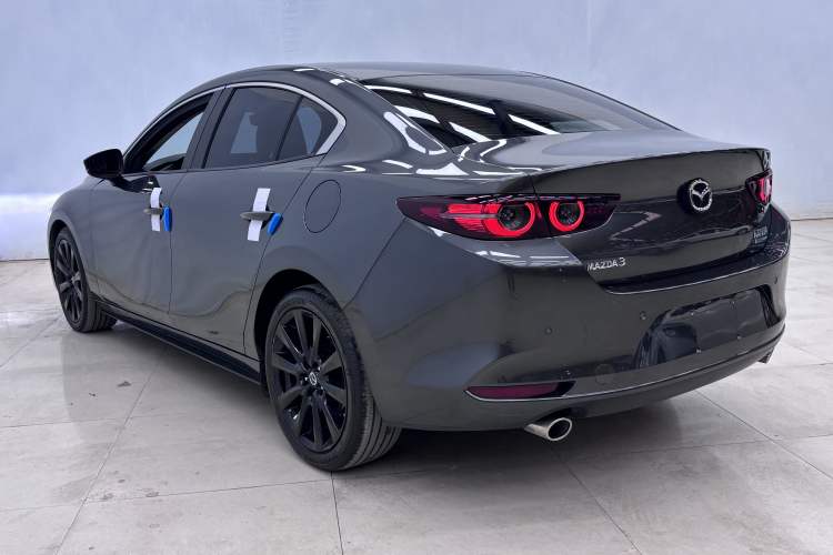 Used Mazda Mazda 3 Axela 2023 2.0L Automatic ZhiZhen Edition
