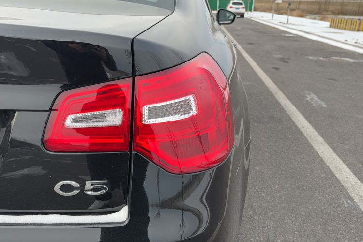 Used Citroen C5 2013 2.0L Manual Comfort Version
