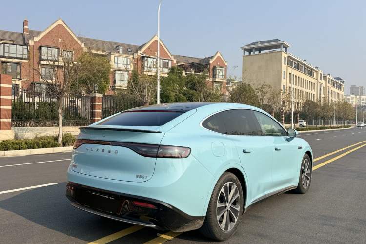 Used Hima Luxeed R7 2025 Range-Extended Version 251 km Max