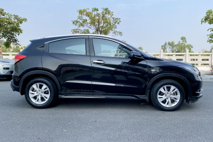Used Honda Vezel 2015 1.5L CVT two-wheel drive Comfort trim
