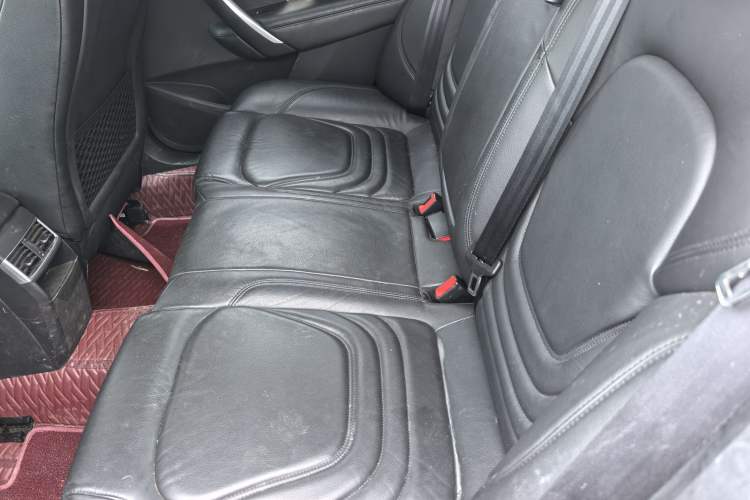 Used  5LS 2014 1.6T Luxury Edition THP160
