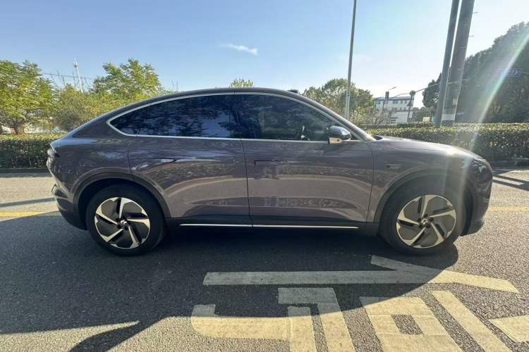 Used Nio EC6 2023 75 kWh
