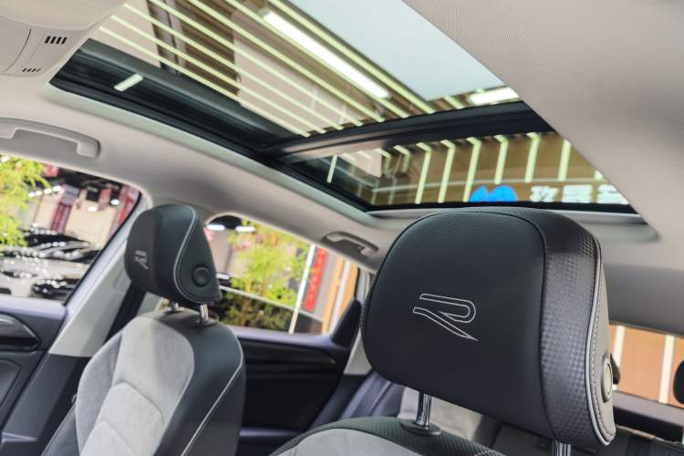 Used Volkswagen Tayron X 2020 330TSI Two-Wheel Drive Luxury Smart Connectivity Version
