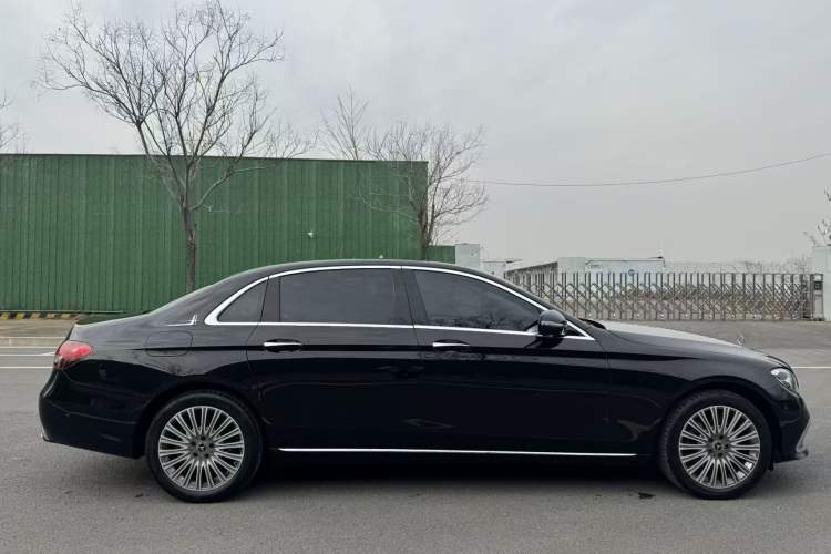 Used Mercedes-Benz E-Class 2022 Updated E 300 L Luxury Edition
