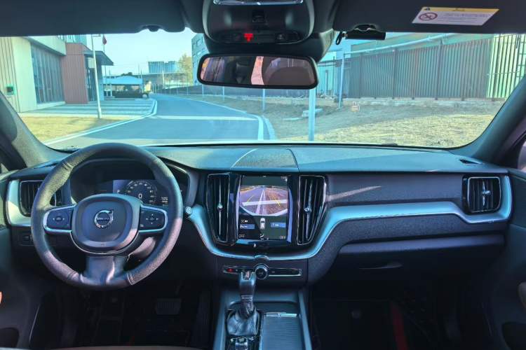 Used Volvo XC60 2021 T5 4x4 Smart Luxury Edition
