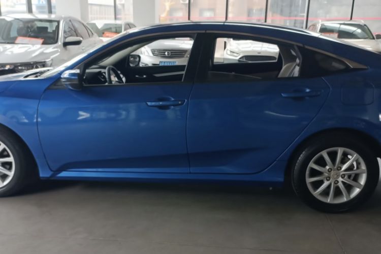 Used Honda Civic 2016 180TURBO CVT Comfort Version
