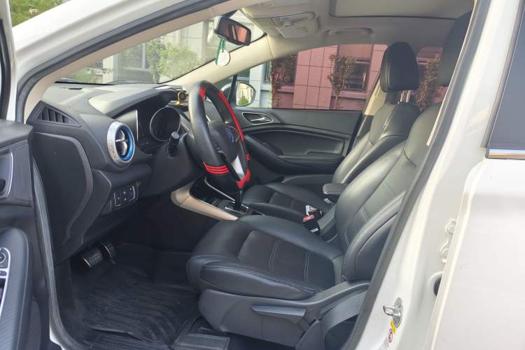 Used BYD Yuan New Energy 2018 EV360 Smart Connect Cool Edition
