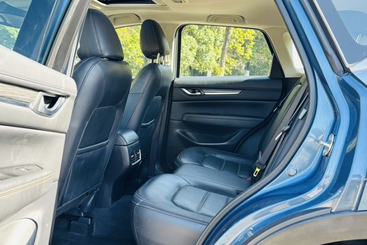 Used Mazda CX-5 2017 2.5L Automatic 4x4 ZhiZun Version China V Standard
