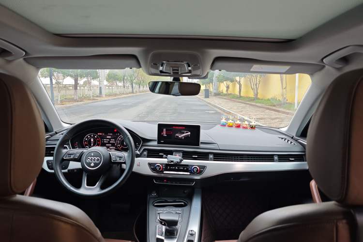 Used Audi A4L 2019 40 TFSI Fashion Version China V