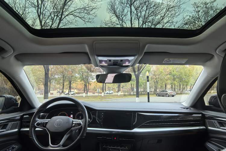 Used Volkswagen Passat 2023 Restyled 330TSI Starry Luxury Edition
