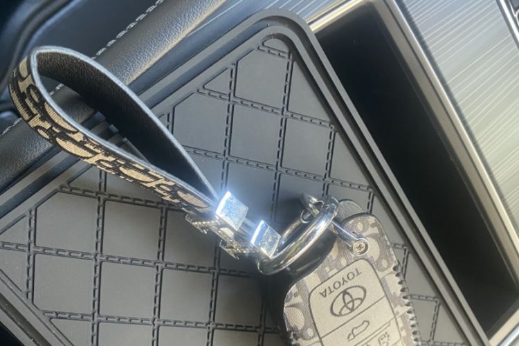 Used Toyota Sienna 2024 2.5L Hybrid Prestige Deluxe Edition
