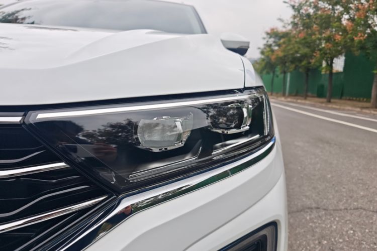 Used Volkswagen T-ROC 2021 Revised Version 280TSI DSG Two-Wheel Drive Elite Connect Edition