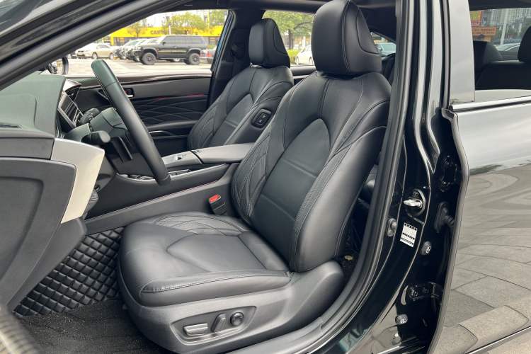 Used Toyota Avalon 2023 2.5L Touring Premium Edition
