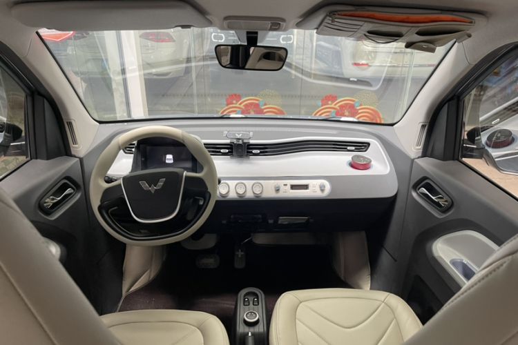 Used Wuling Hongguang MINIEV 2022 Macaron Premium Model – Lithium Iron Phosphate
