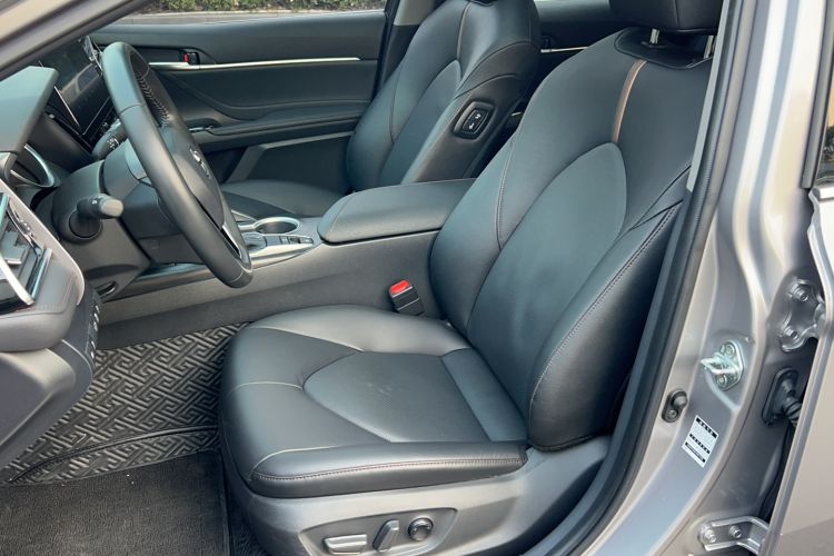 Used Toyota Camry 2021 2.0G Luxury Edition