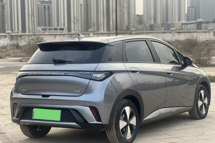 Used BYD Dolphin 2023 420 km Fashion Edition
