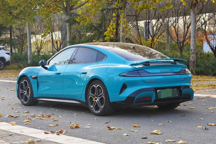 Used  SU7 2024 Four-Wheel Drive Ultra-Long Range Advanced Intelligent Driving Max Edition