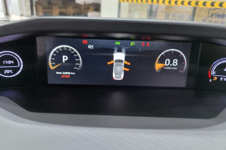 Used Changan UNI-V 2022 1.5T Prestige Version