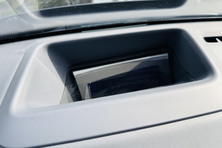 Used Li Auto L8 2023 Pro Model
