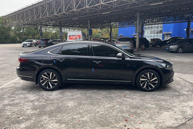 Used Volkswagen Passat 2023 330TSI Elite Edition
