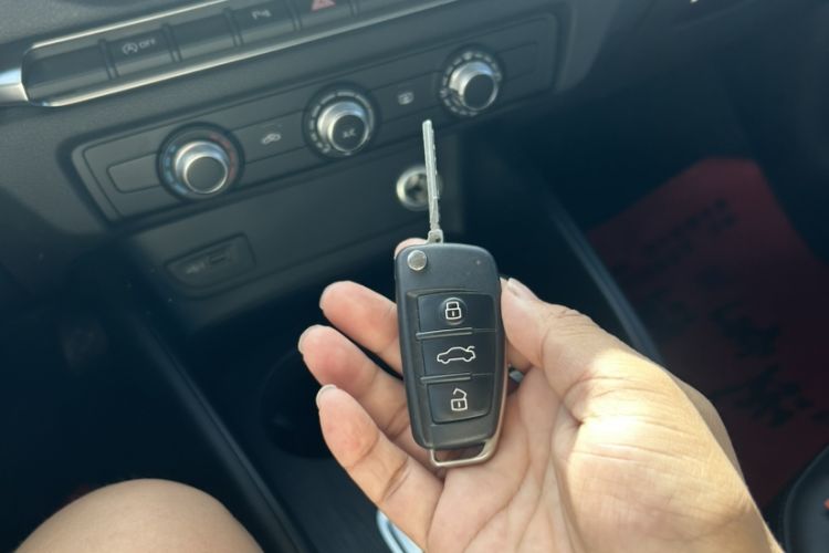 Used Audi A3 2019 Limousine 35 TFSI Fashion Edition China VI Emission Standard
