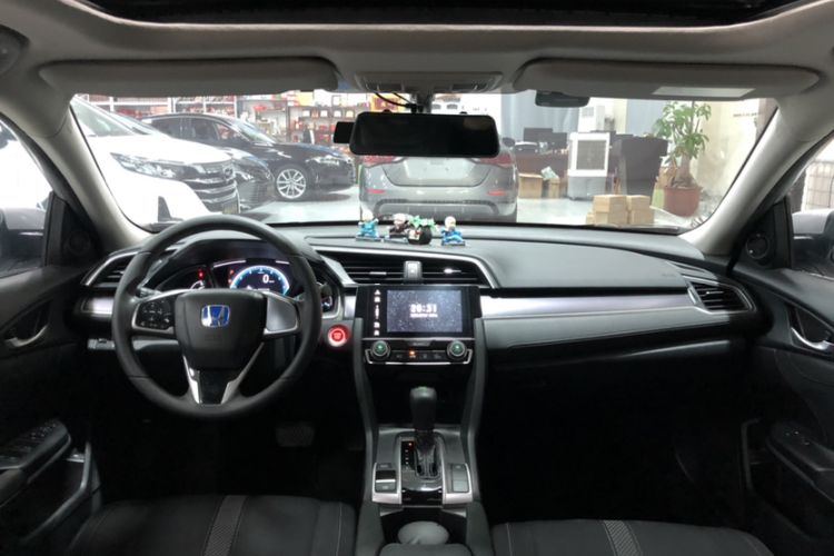 Used Honda Civic 2016 220TURBO CVT Luxury Edition
