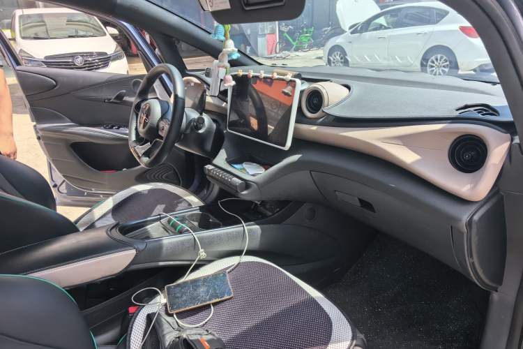 Used BYD Dolphin 2024 Honor Edition 420km Fashion Version
