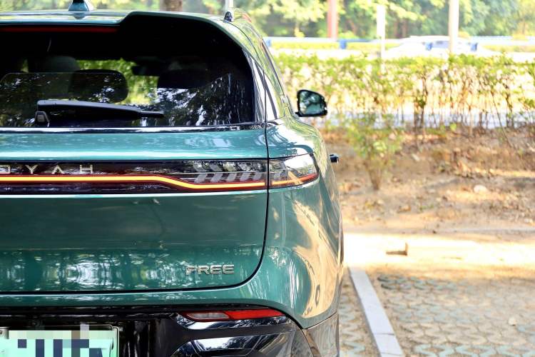 Used VOYAH FREE 2025 318 318 km Rear-Drive Touring Edition
