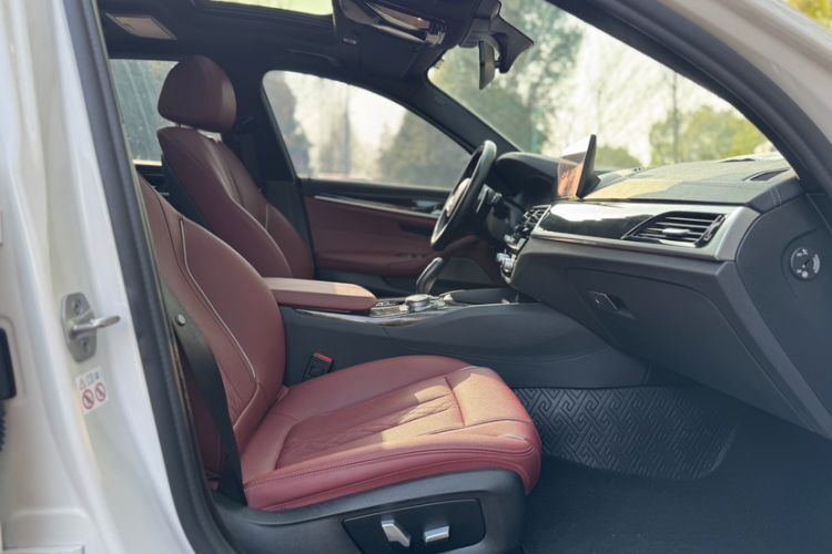 Used BMW 5 Series 2022 Restyled 530Li Leading Edition M Sport Package
